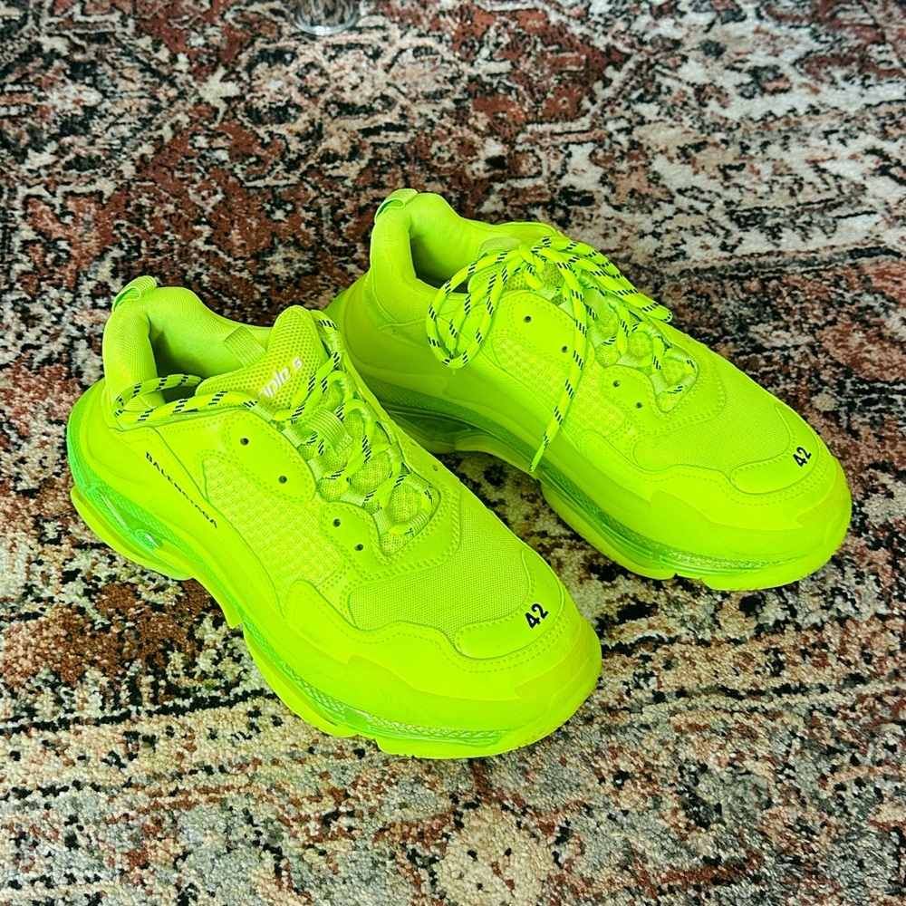 Totally new awesome Balenciaga sneakers